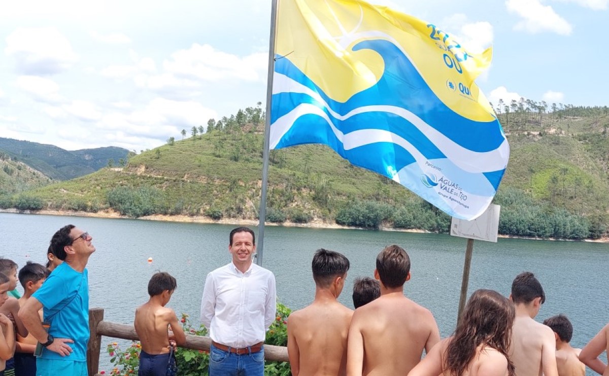 Praia fluvial da Castanheira – Lago Azul
